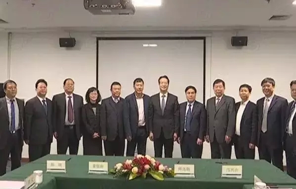 䓼F(tun)eOM(jn)䓽Y(ji)(gu)(xing)Ŀ