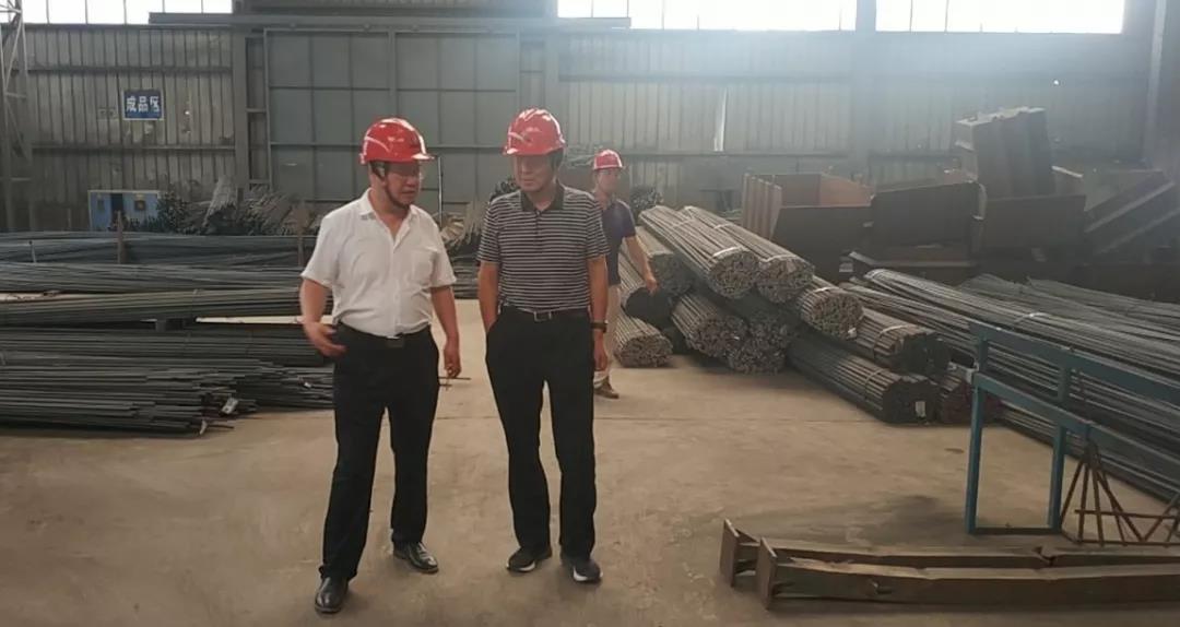 韋武強到龍鋼集團鋼加公司韓城加工車間調(diào)研指導(dǎo)工作 韋武強到龍鋼集團鋼加公司韓城加工車間調(diào)研指導(dǎo)工作