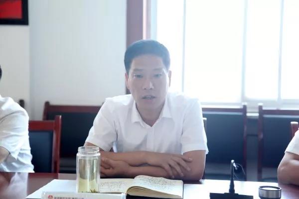 龍鋼集團強調:只爭朝夕培產業(yè) 全力以赴開新局 龍鋼集團強調:只爭朝夕培產業(yè) 全力以赴開新局